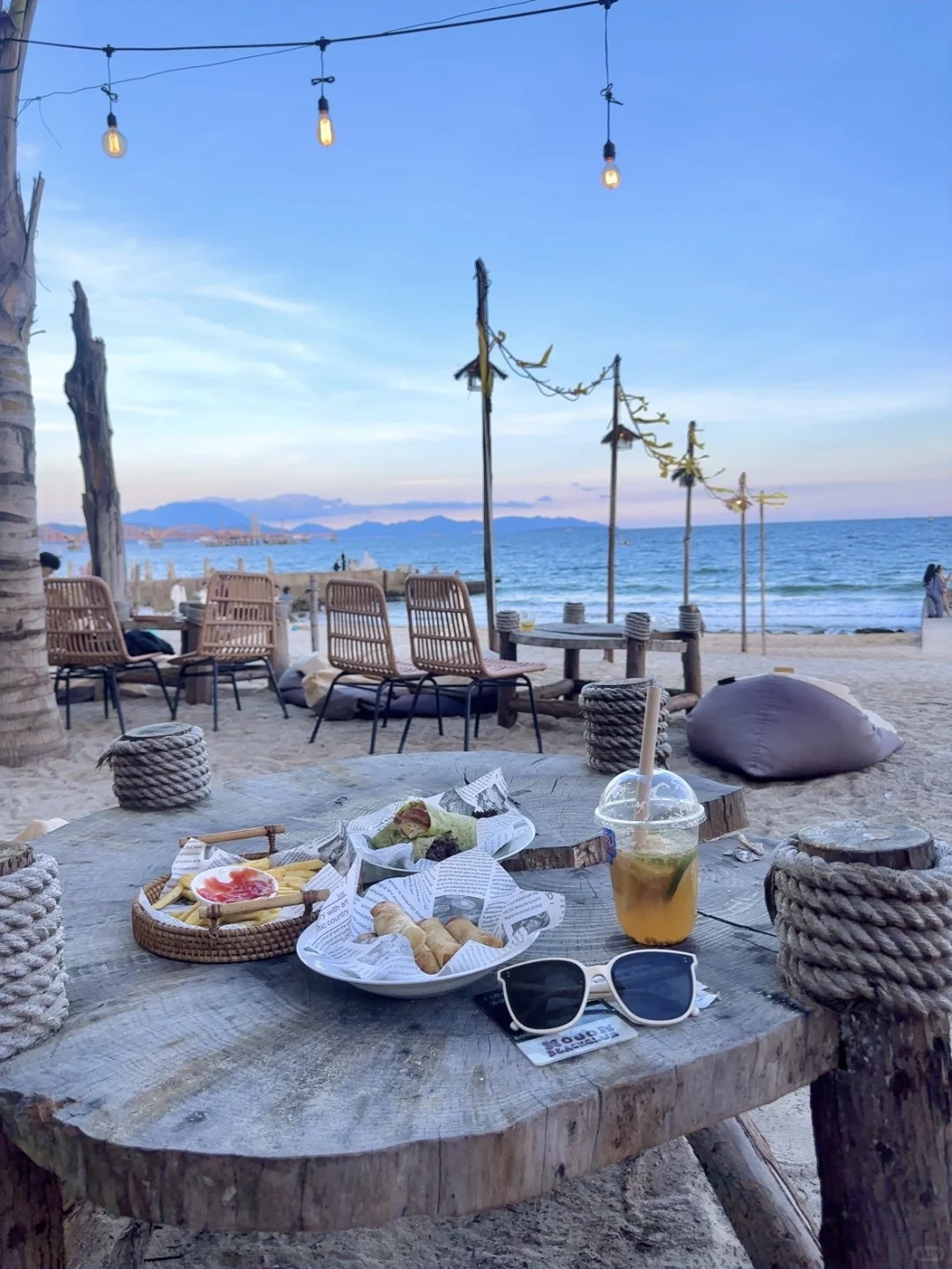 深圳沙滩玫瑰海岸美的仿佛在巴厘岛