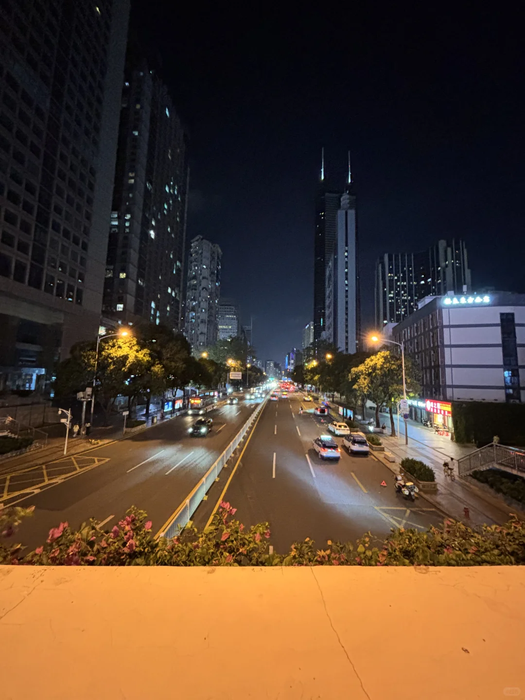 刚刚的深圳罗湖！