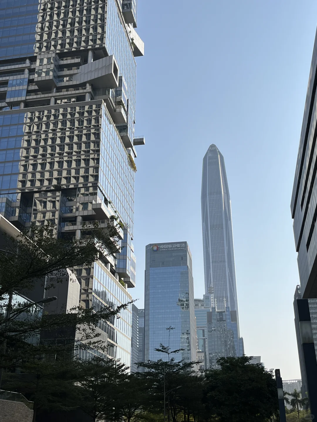 这里是深圳最繁华的地段 真的太震撼了！