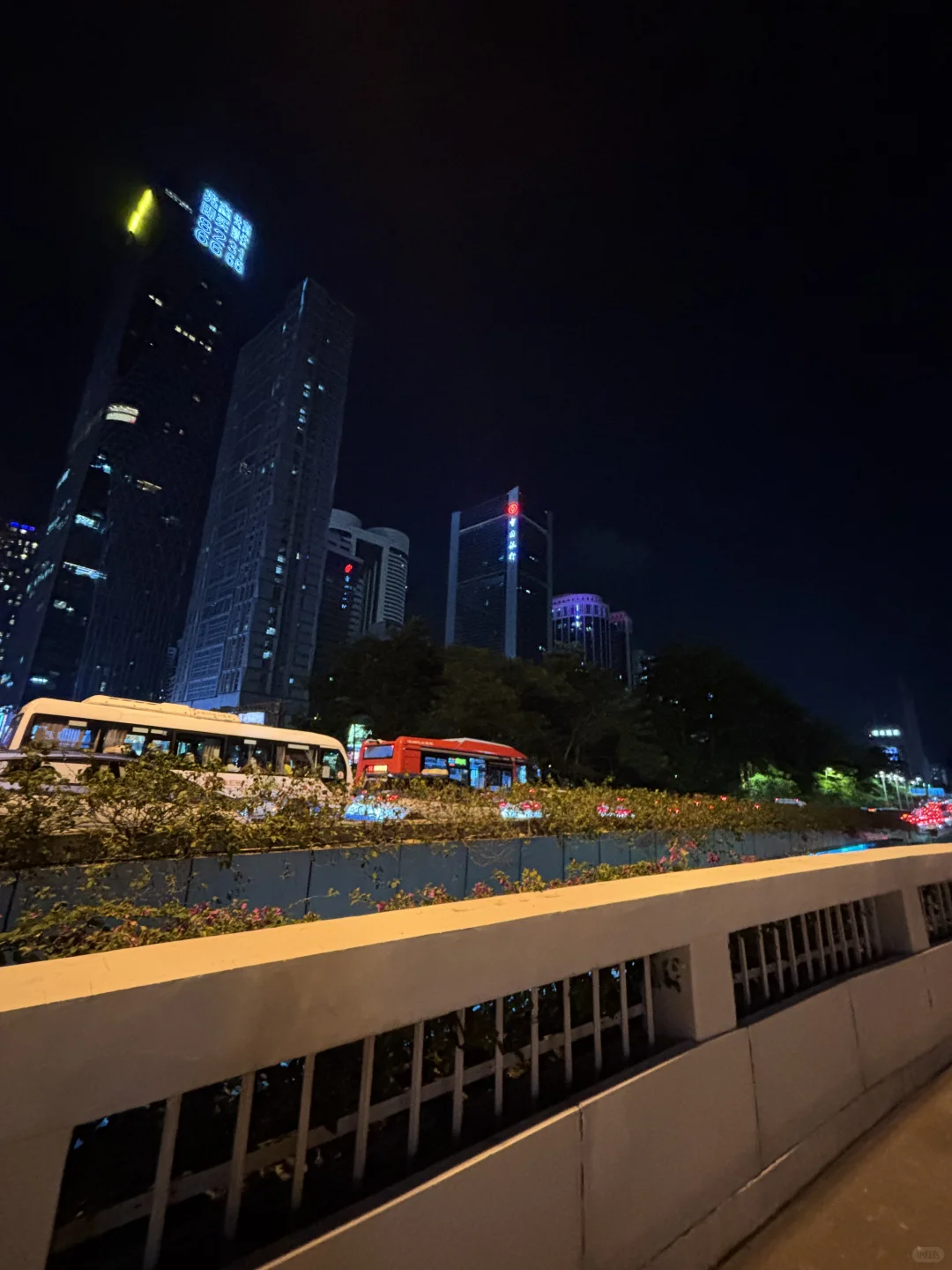 刚刚的深圳罗湖！