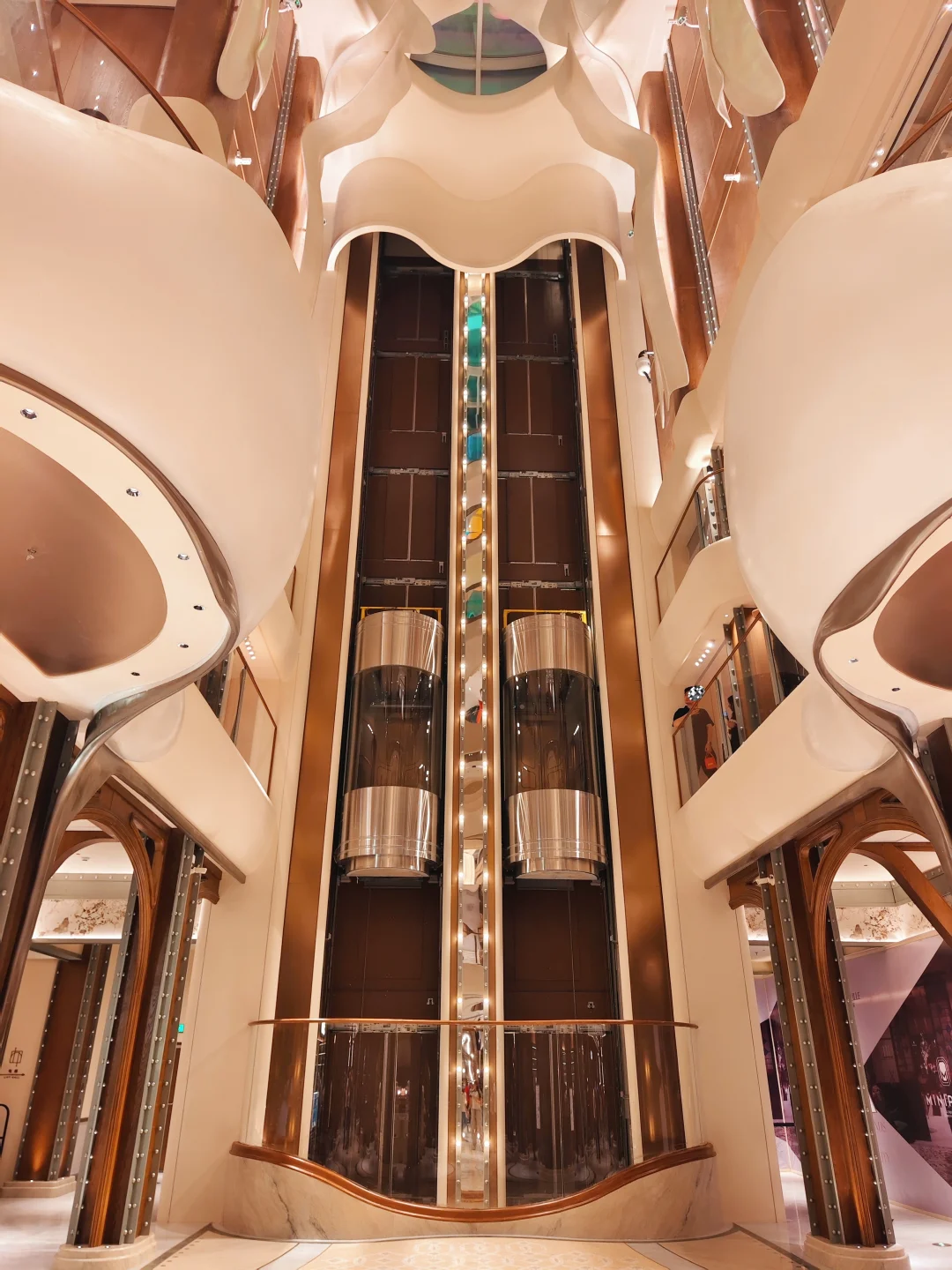 深圳明华轮免费开放❗❗1000天改造后太惊艳