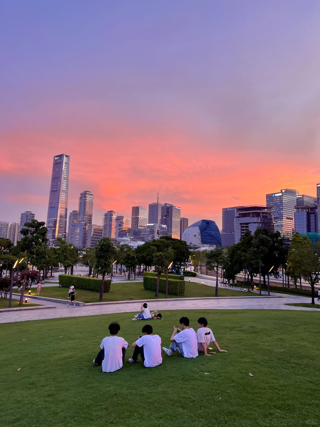 今日深圳湾火烧云🌇 评论区交换你拍的🥂