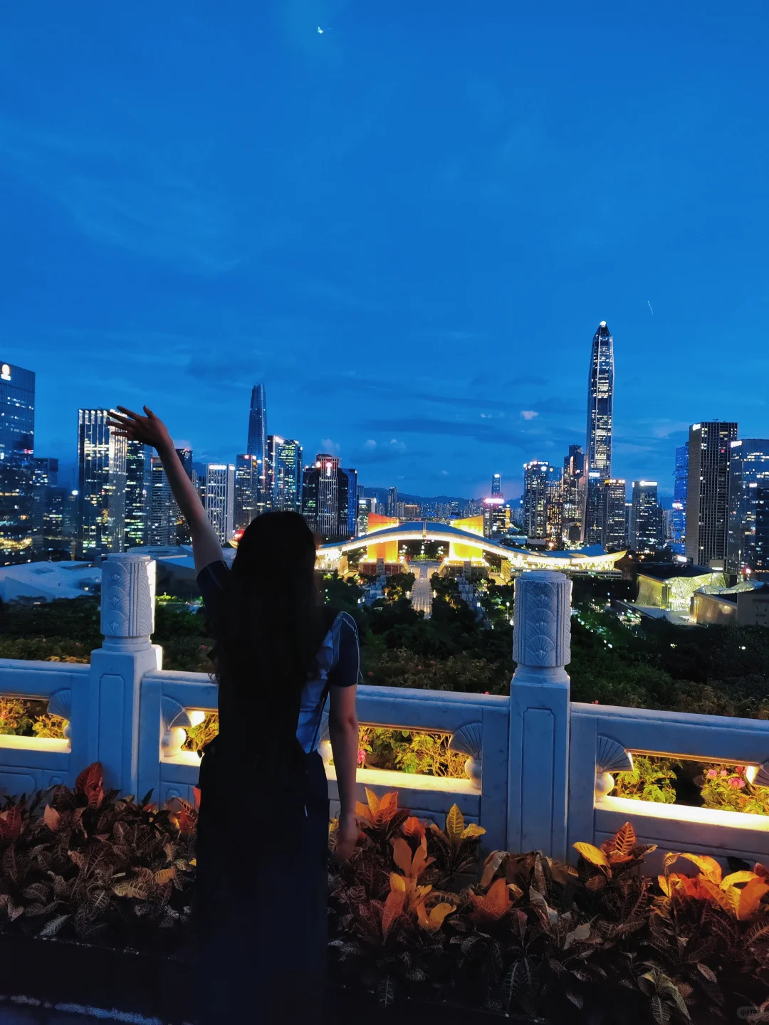 在深圳！总要去这看一次夜景吧！