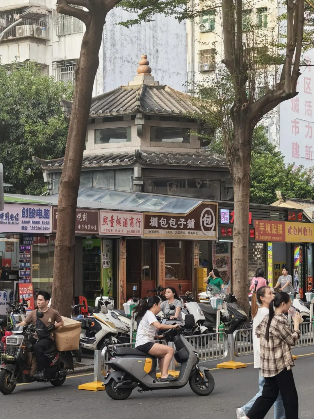 深圳福田村…第一次来的人都会感到震撼…