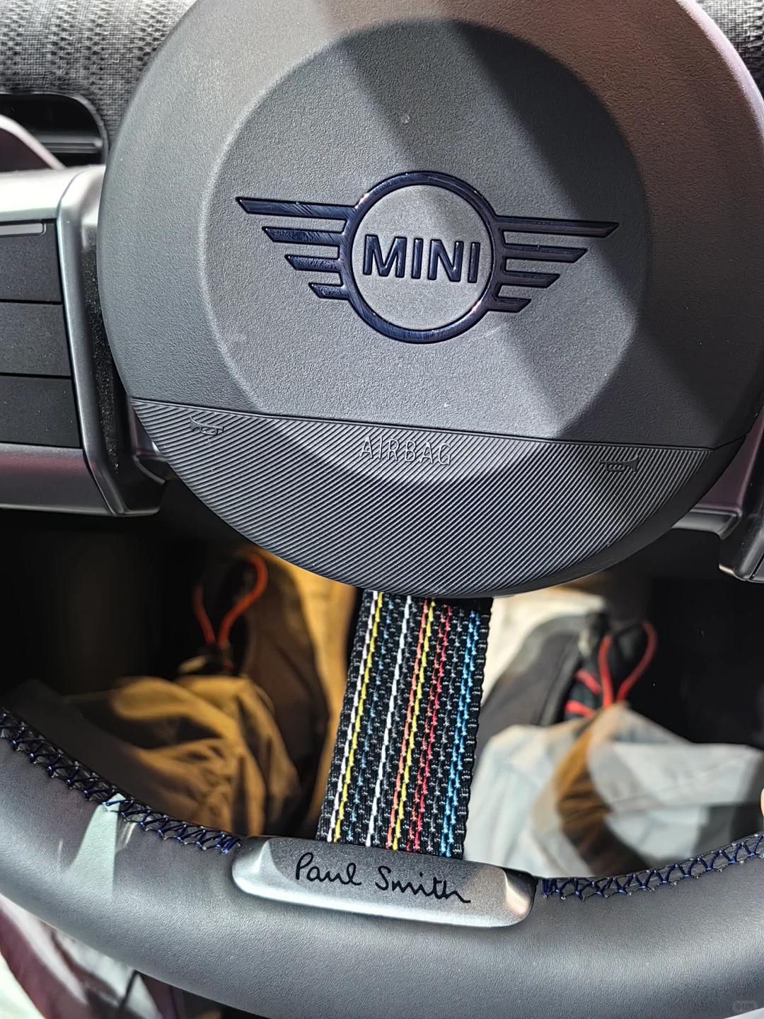 车展门票100，给20差不多了，看完真不值