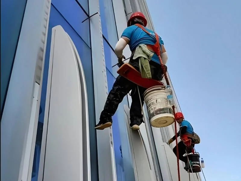 东莞医院高空幕墙清洗流程