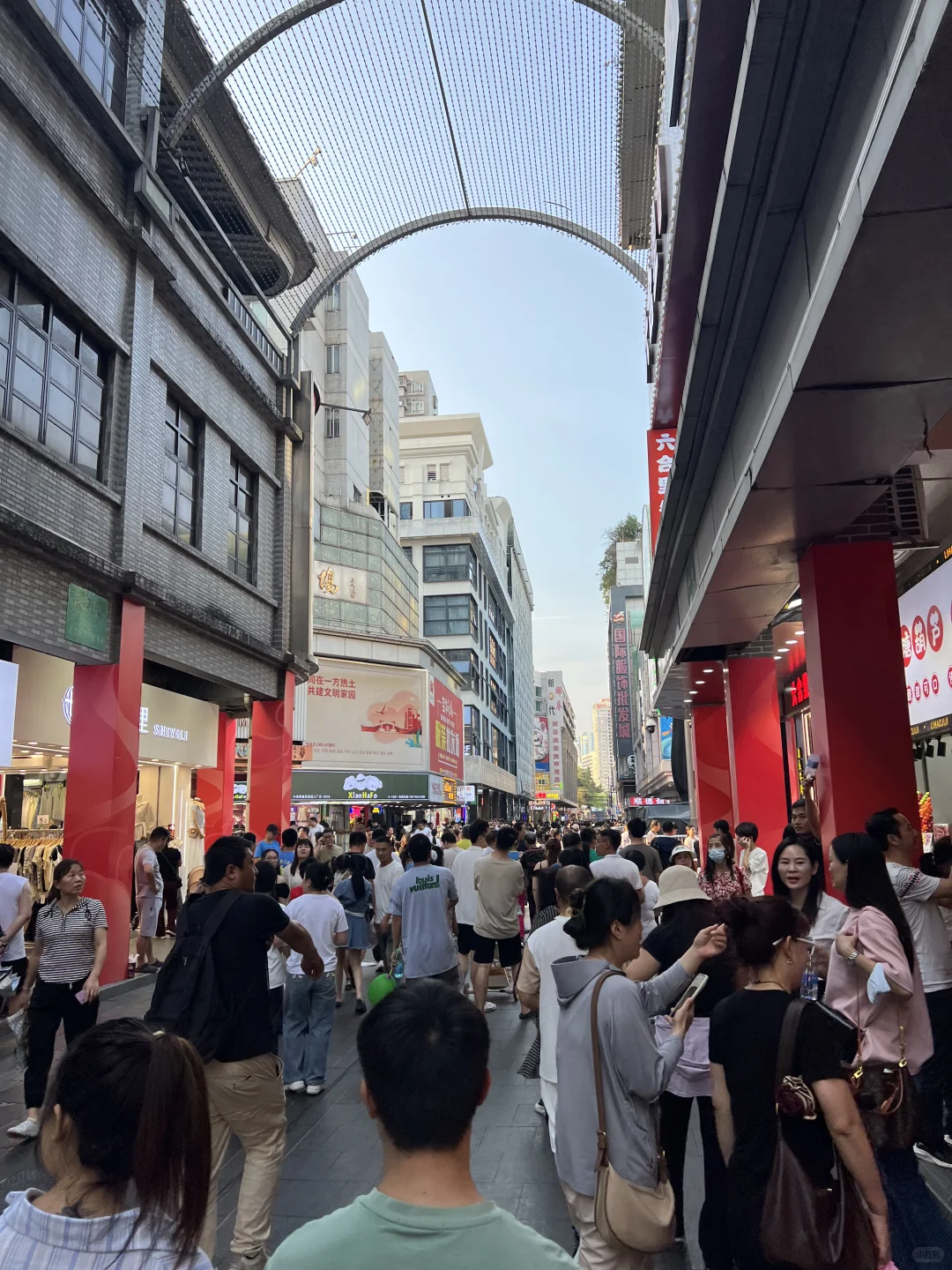 今天的深圳好热闹～～