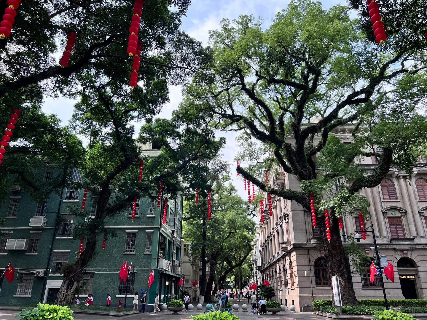 广州让我觉得反差感很大的城市