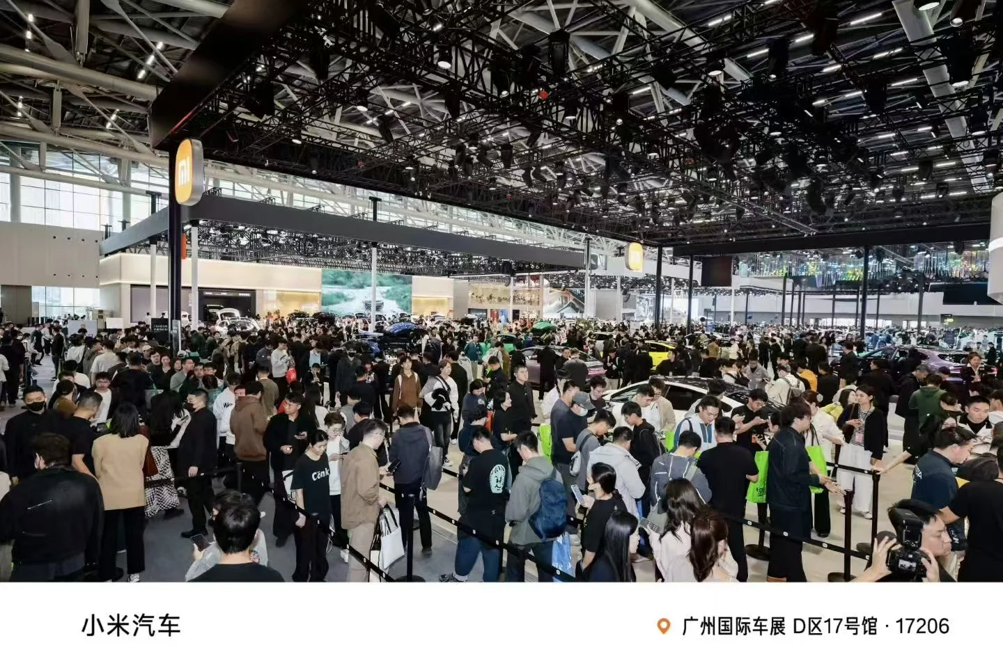 小米广州车展不是超多人的吗，被自媒体黑的