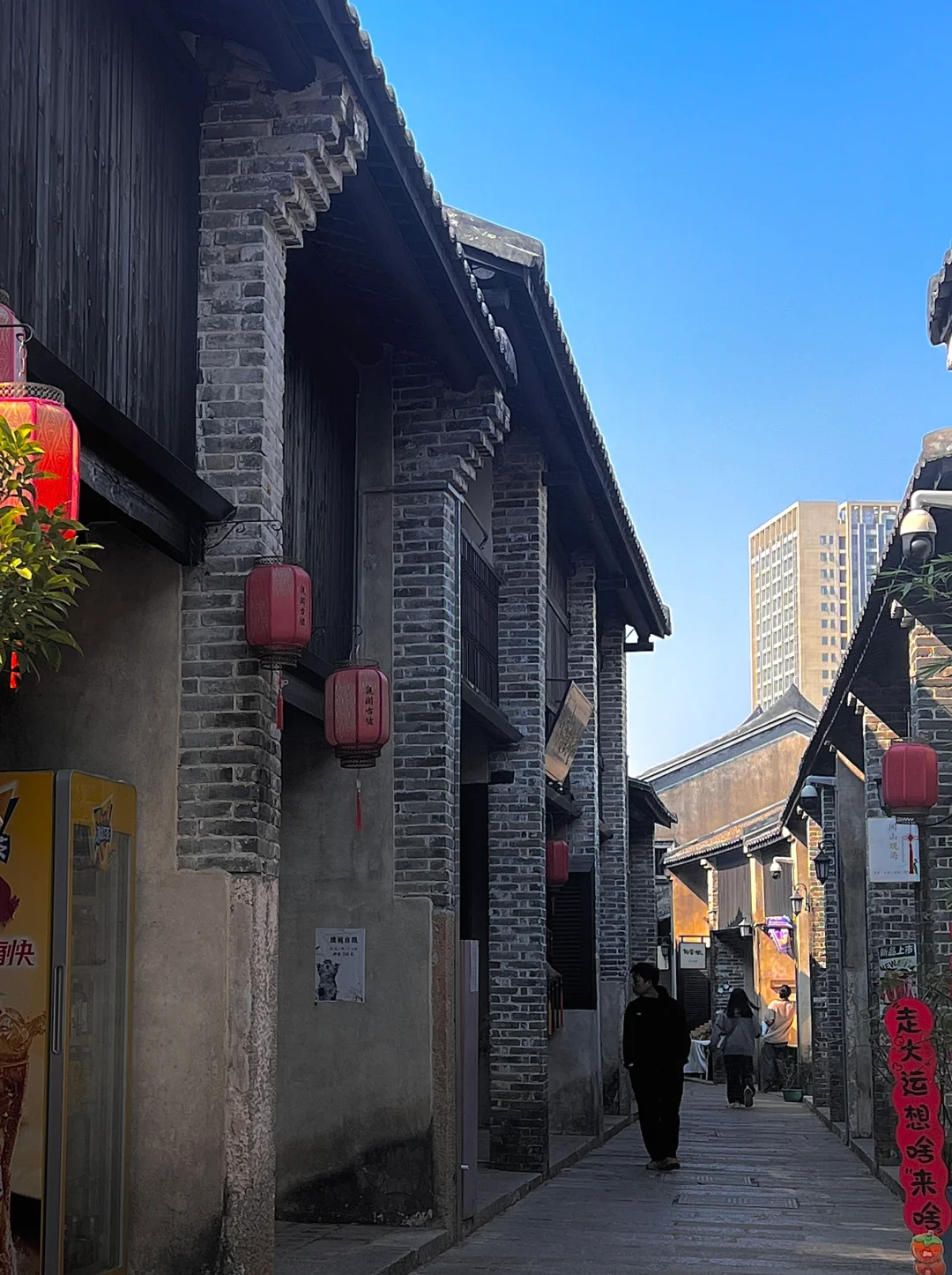 深圳是一座年轻的城市