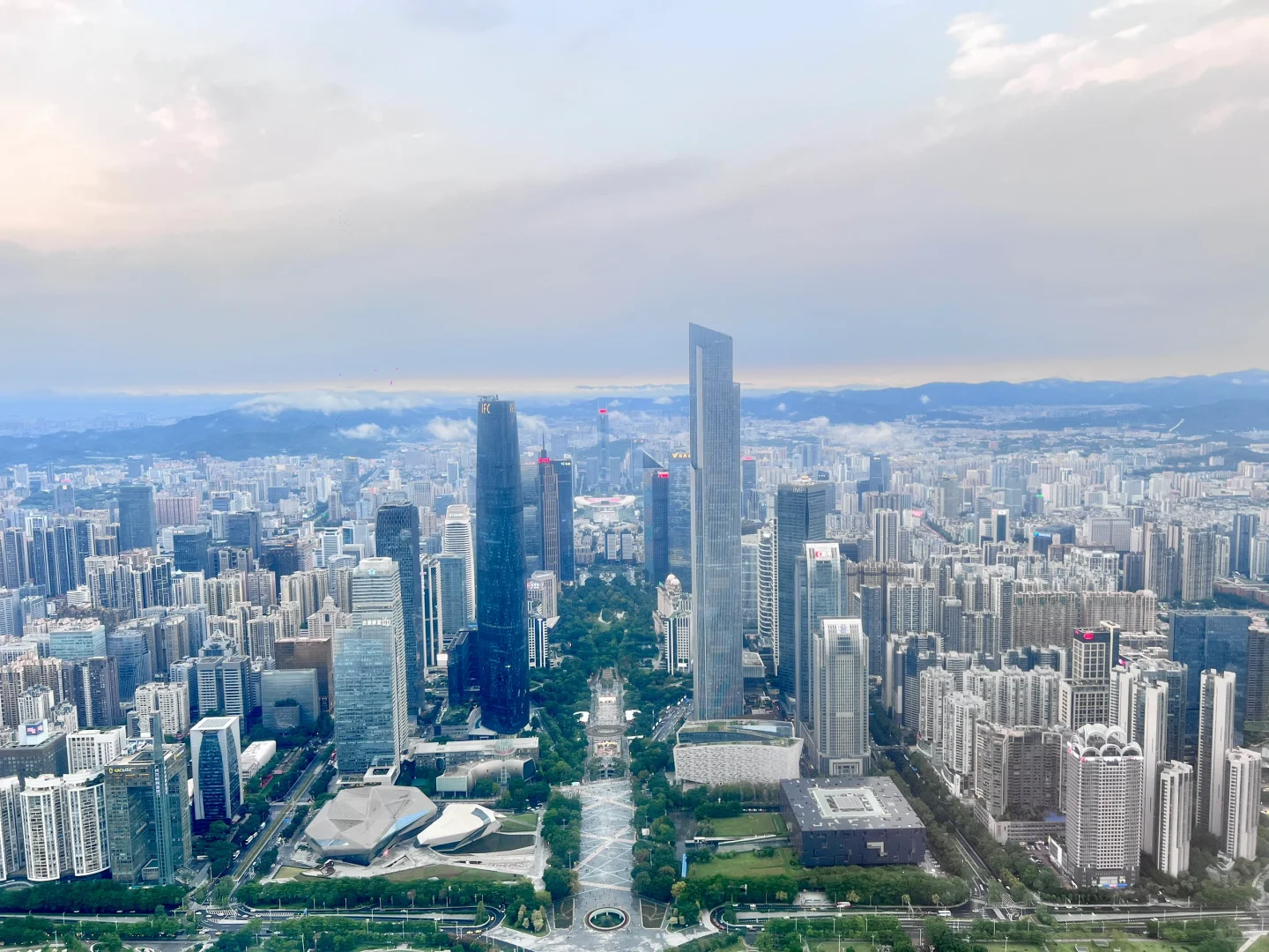 广州让我觉得反差感很大的城市