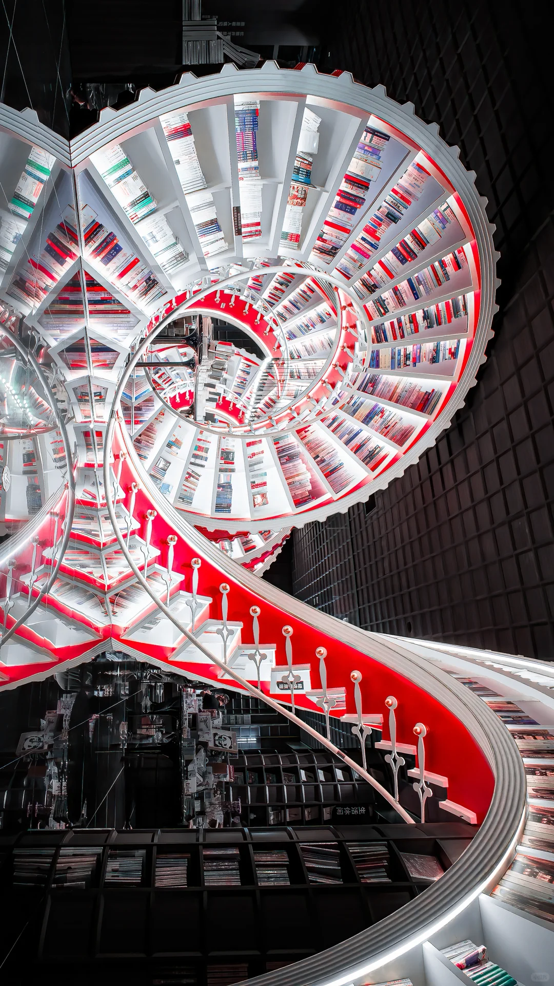 用18张全屏图 献礼深圳特区45周年！