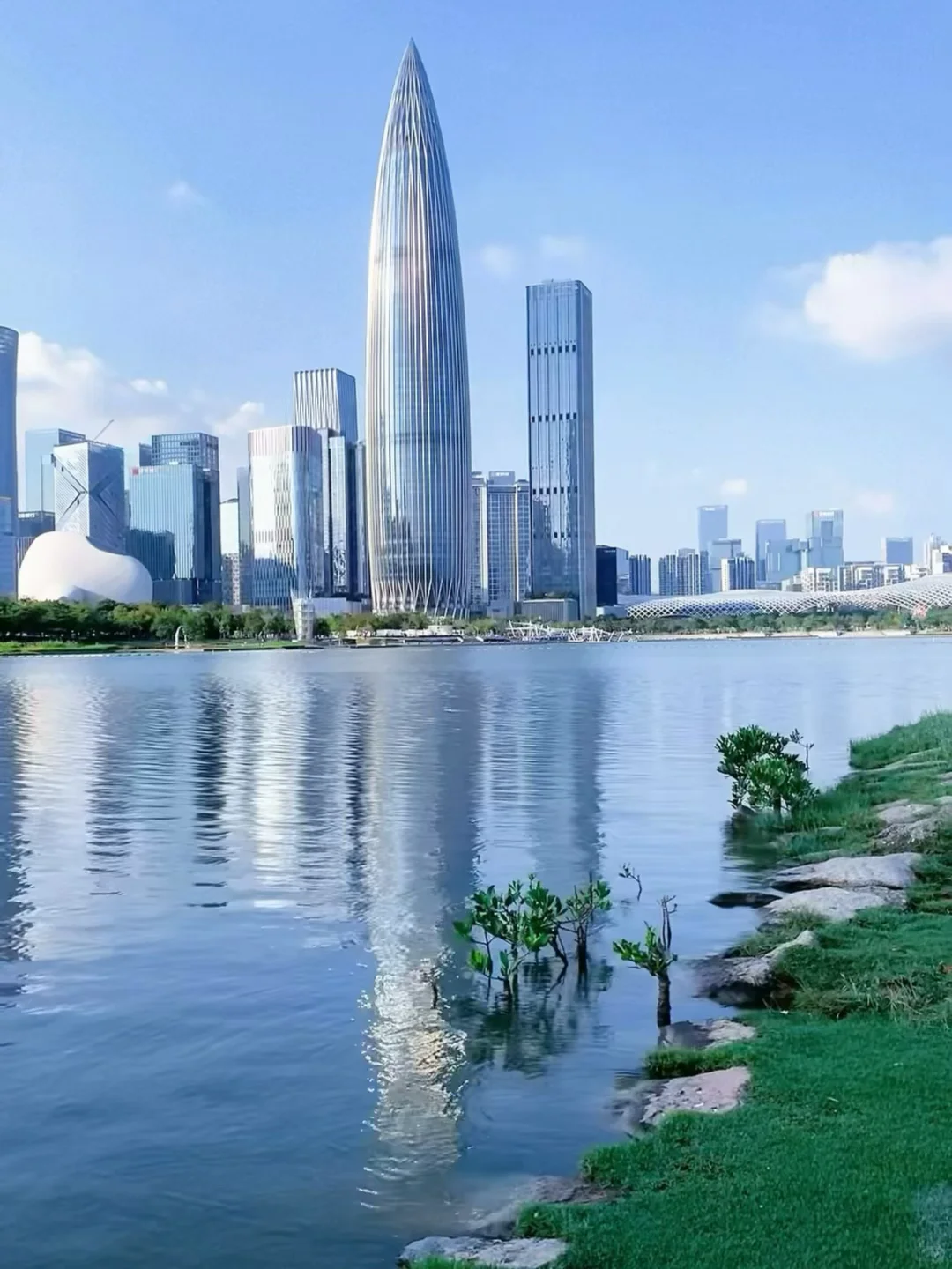 深圳‼️绝了，这是什么建筑……