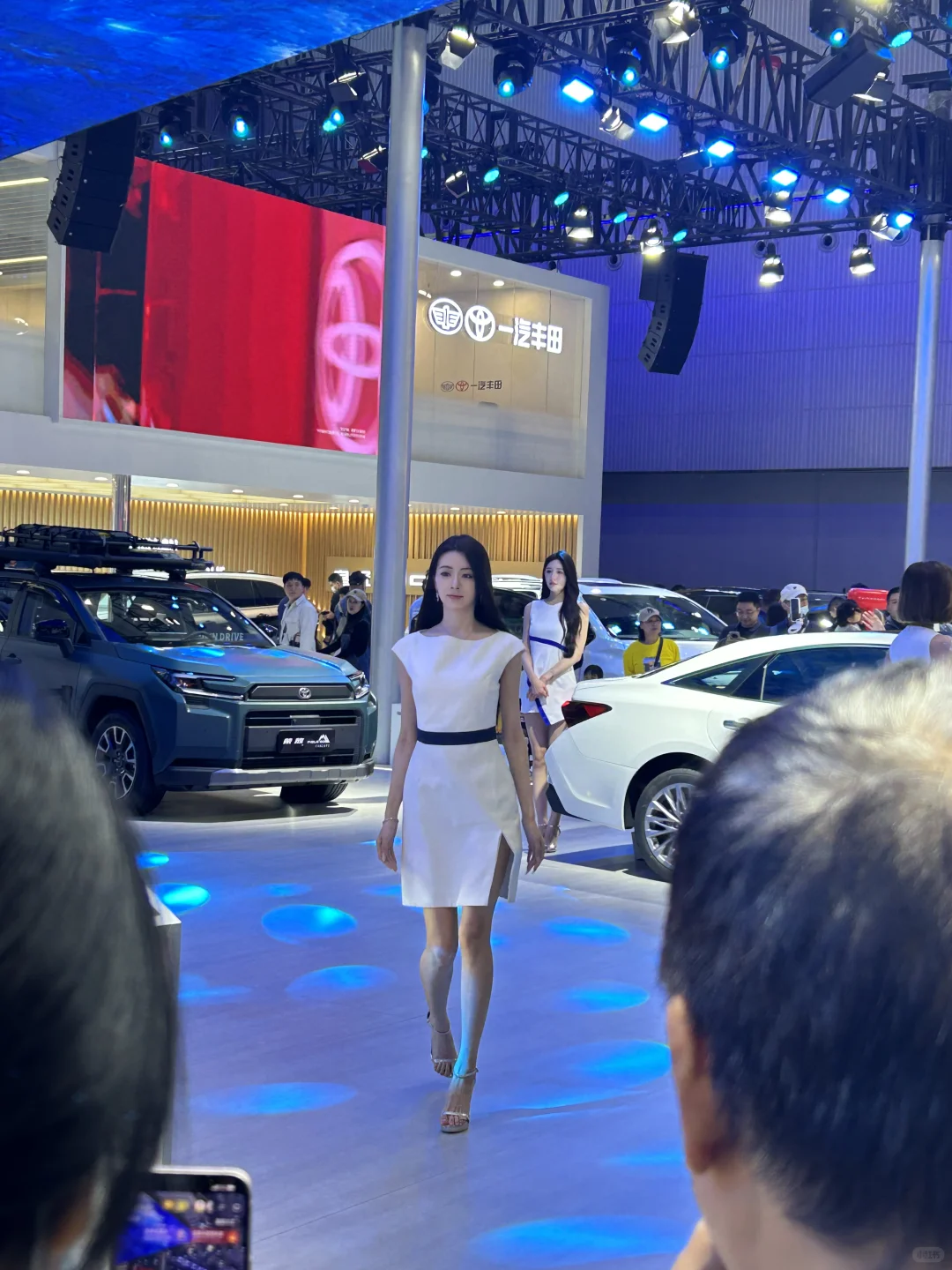 广州车展女摄版📸