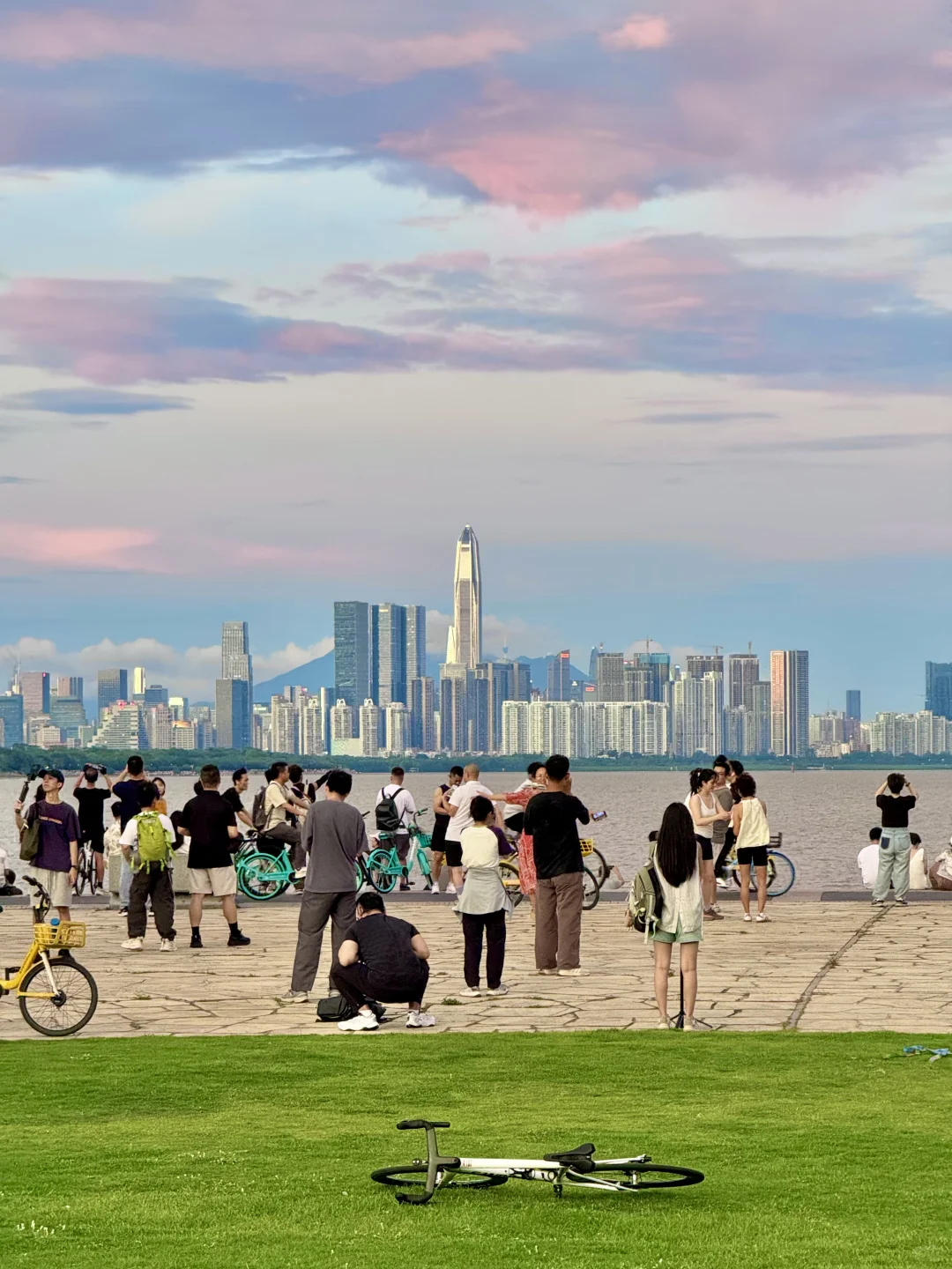 在深圳📍一定要留一个傍晚给深圳湾啊～