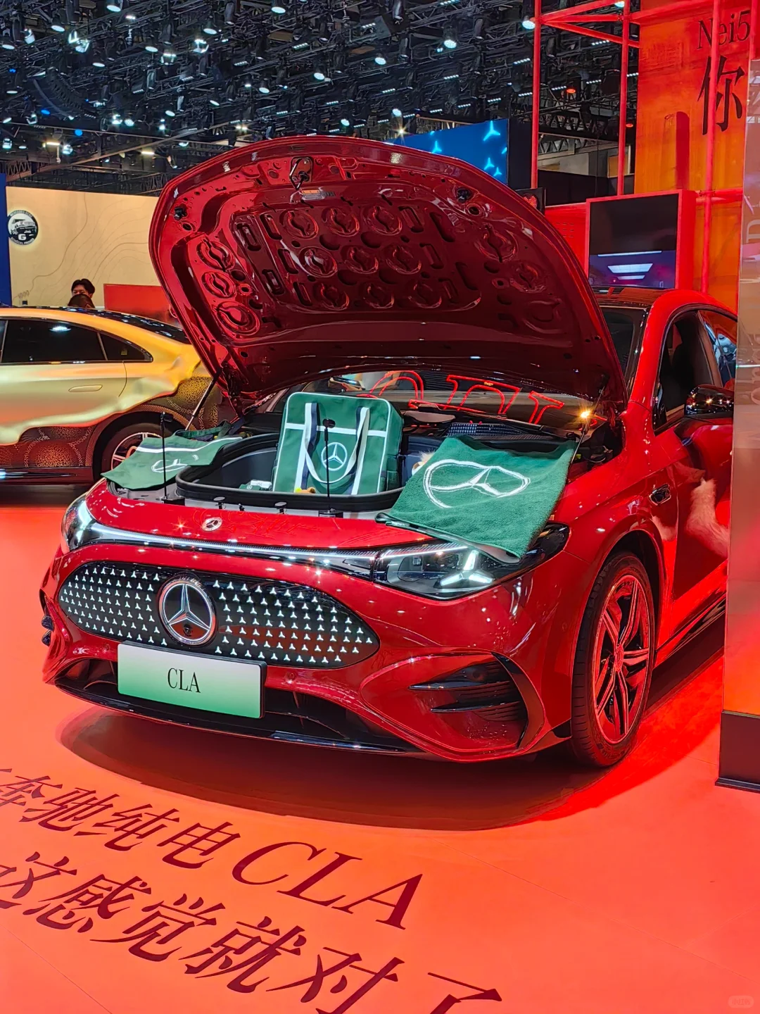 车展门票100，给20差不多了，看完真不值