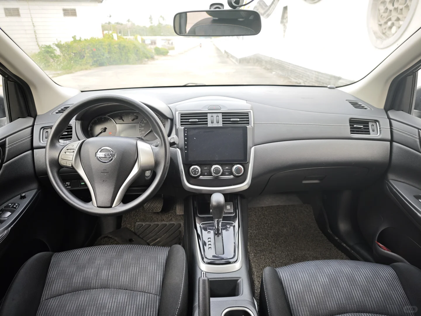 广州个人，准17年，日产骐达