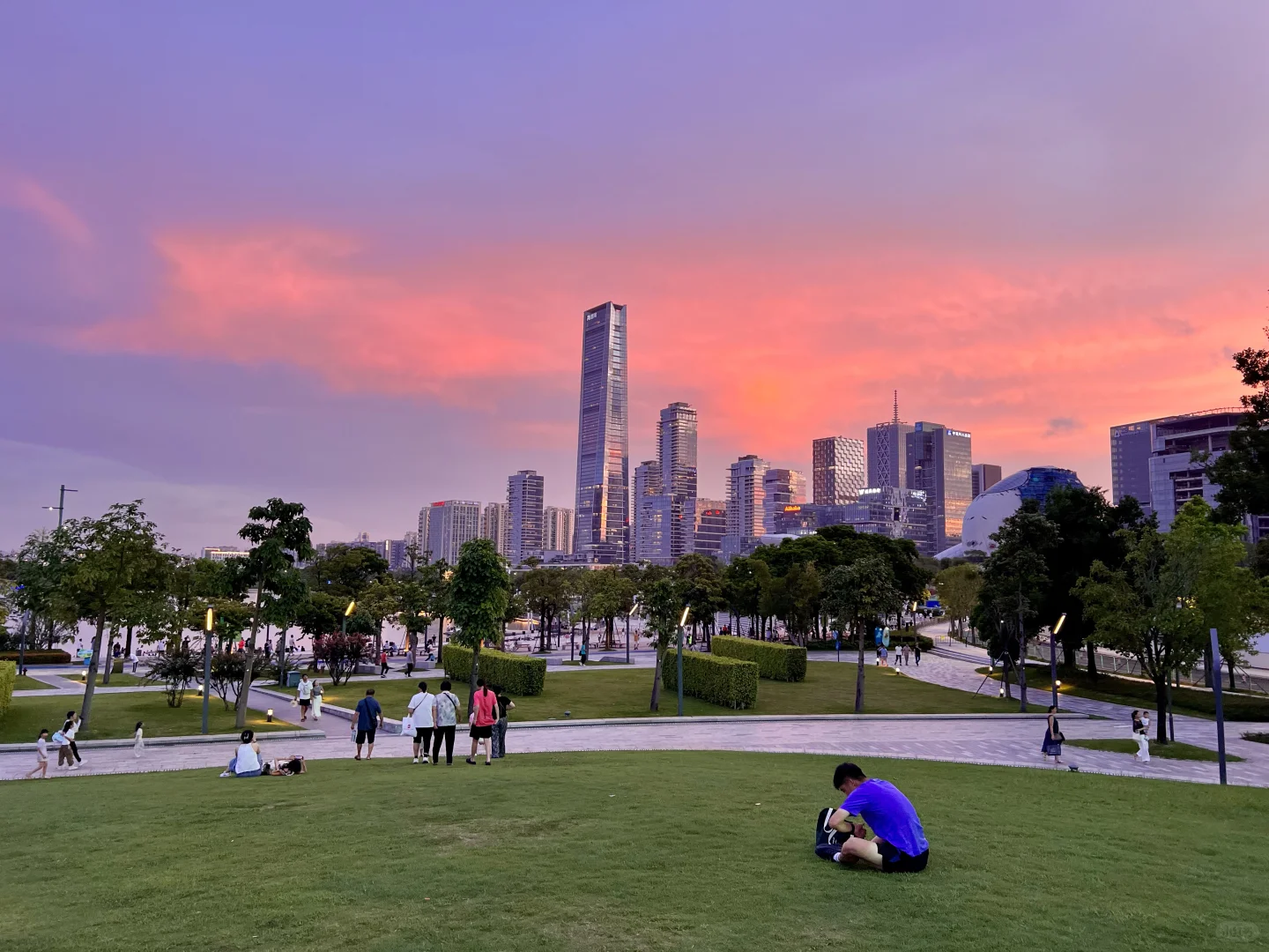 今日深圳湾火烧云🌇 评论区交换你拍的🥂