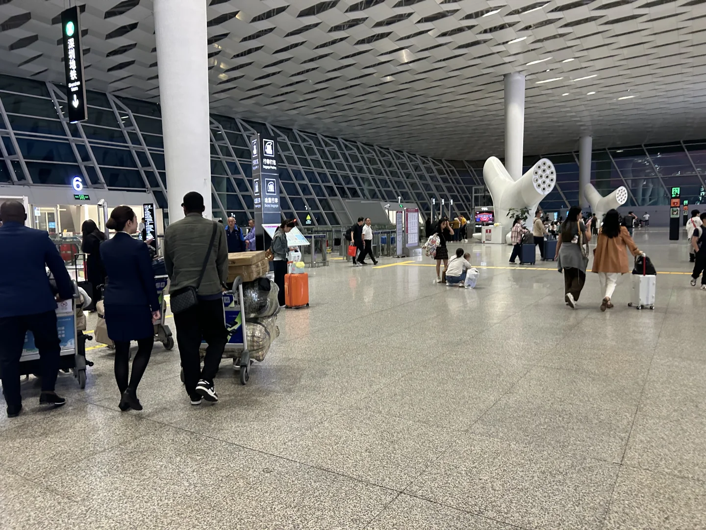 深圳今日穿衣实况（25.11.10）