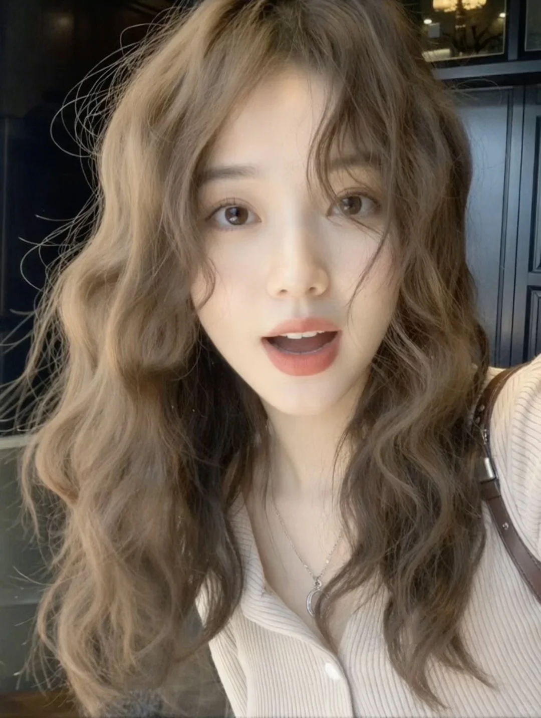 在深圳花400➕细软直首次烫卷！姐妹们好看吗