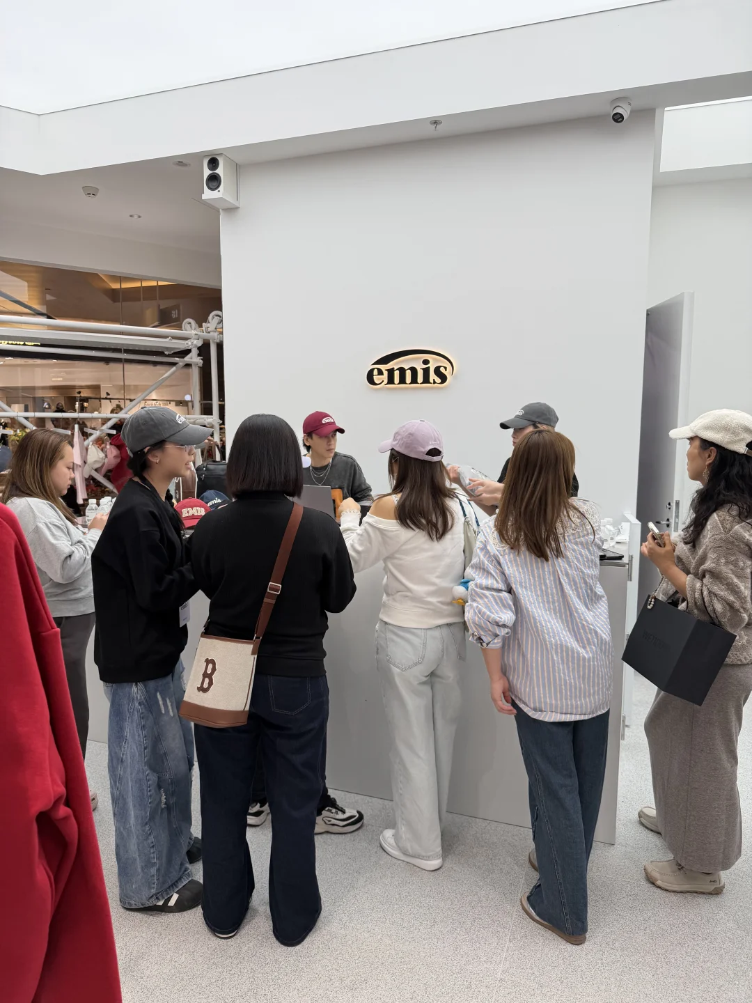 深圳emis首店！！！再也不用跑小韩啦！！