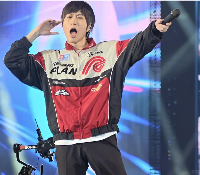 Happy birthday 主唱大人