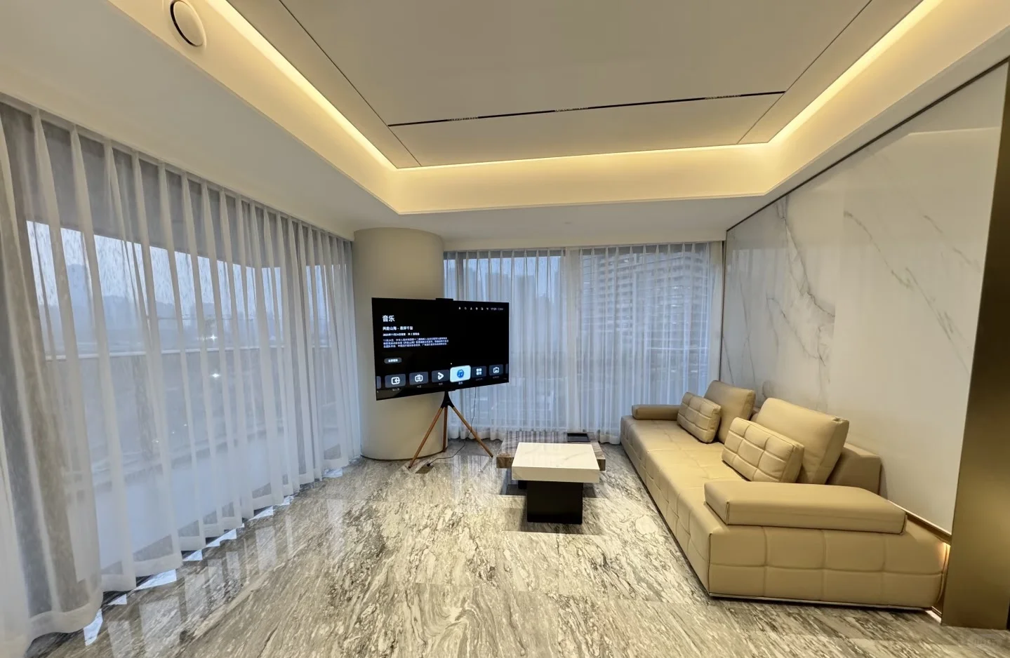 帮朋友出租东莞 悦府 已搞好卫生 免物业费