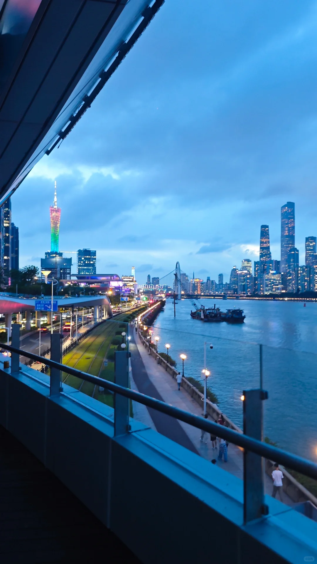 广州有点像发达地区了