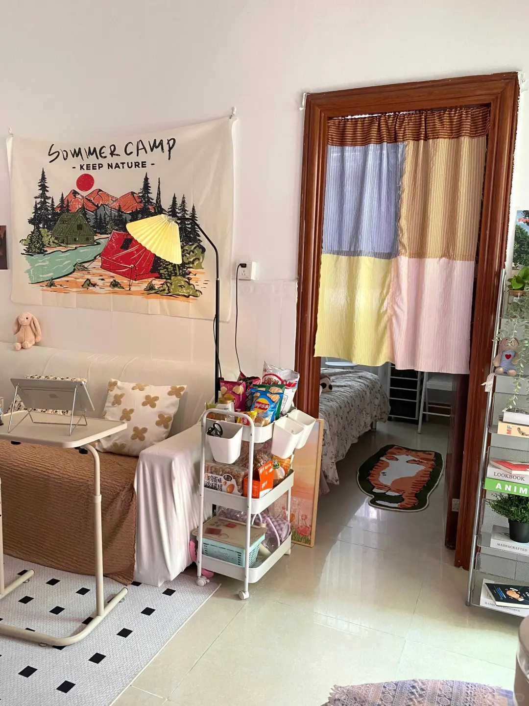 广州租房，小美女住的一房550，本人是房东