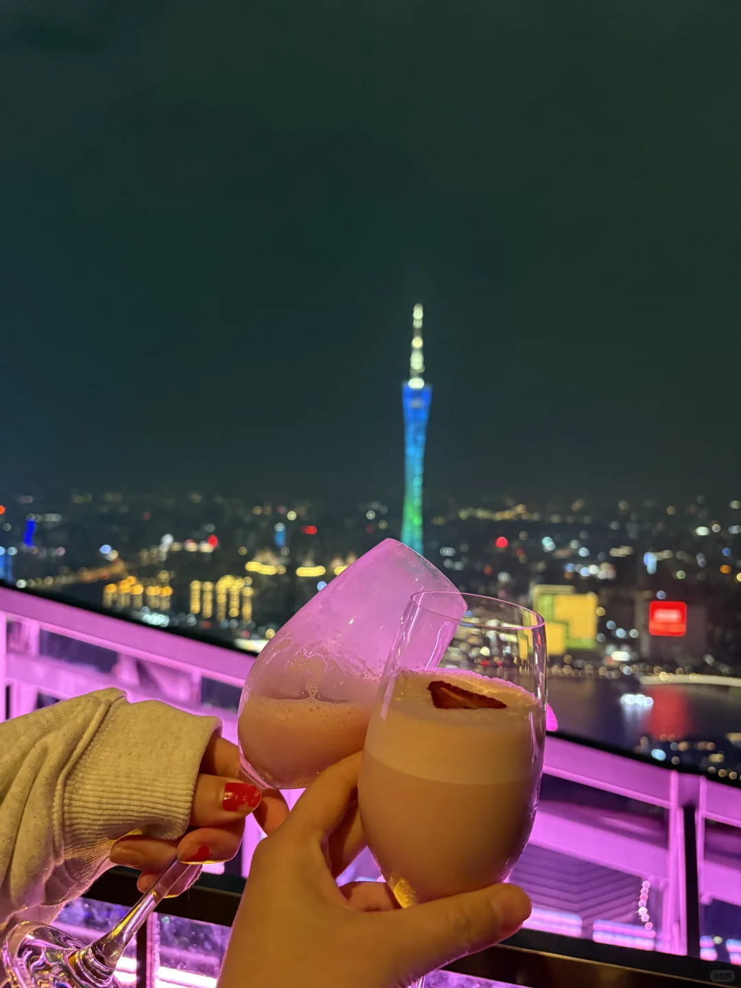 打卡～广州柏悦顶楼live酒吧