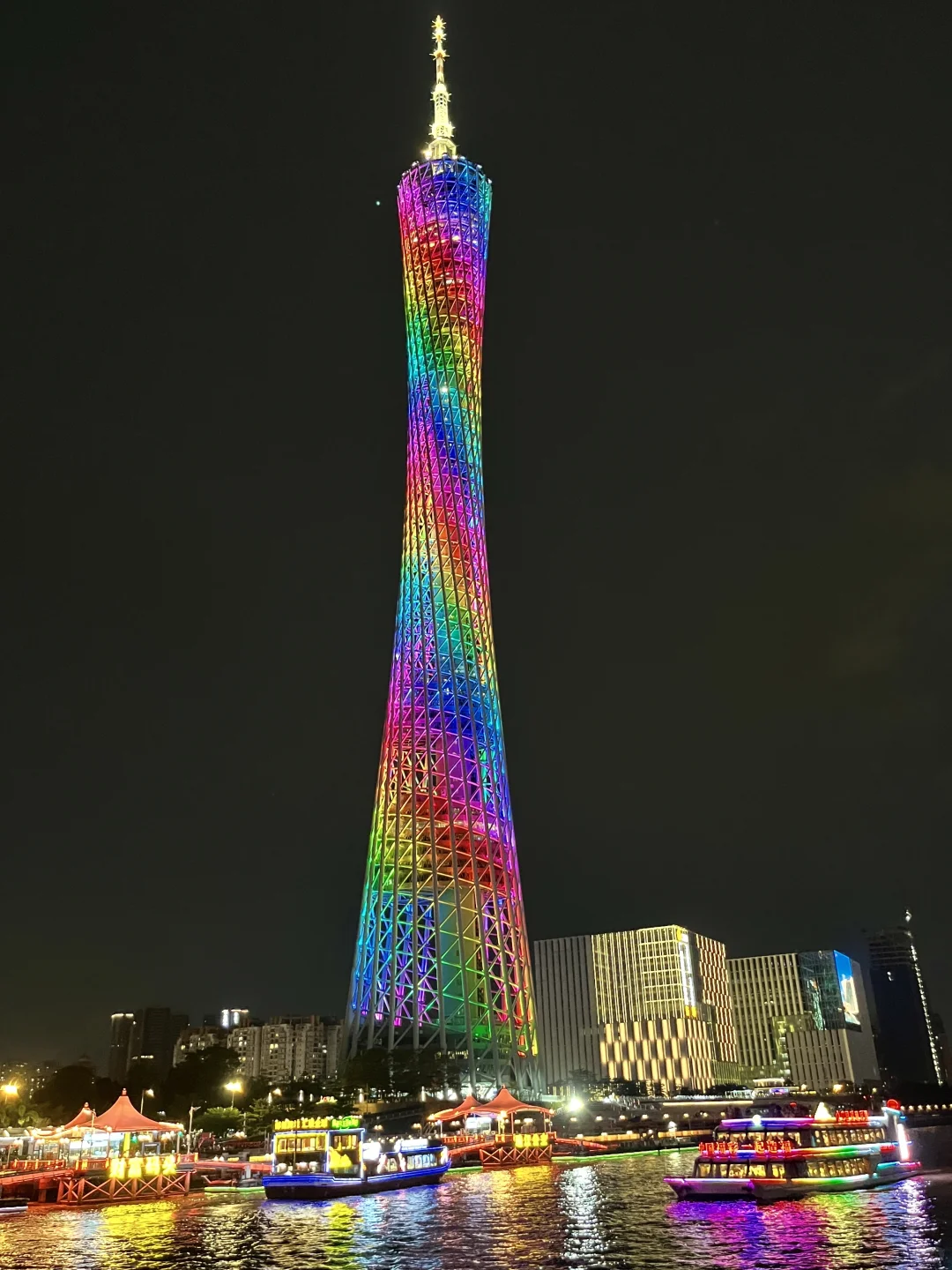 收集大家拍到的广州小蛮腰