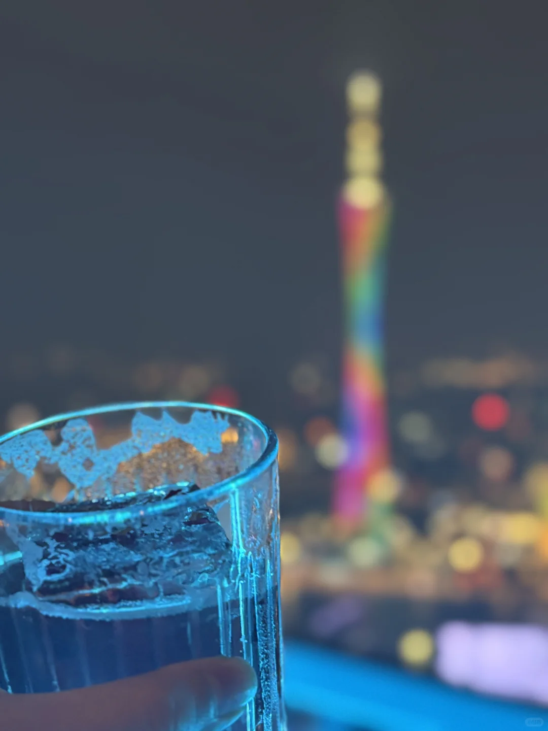打卡～广州柏悦顶楼live酒吧