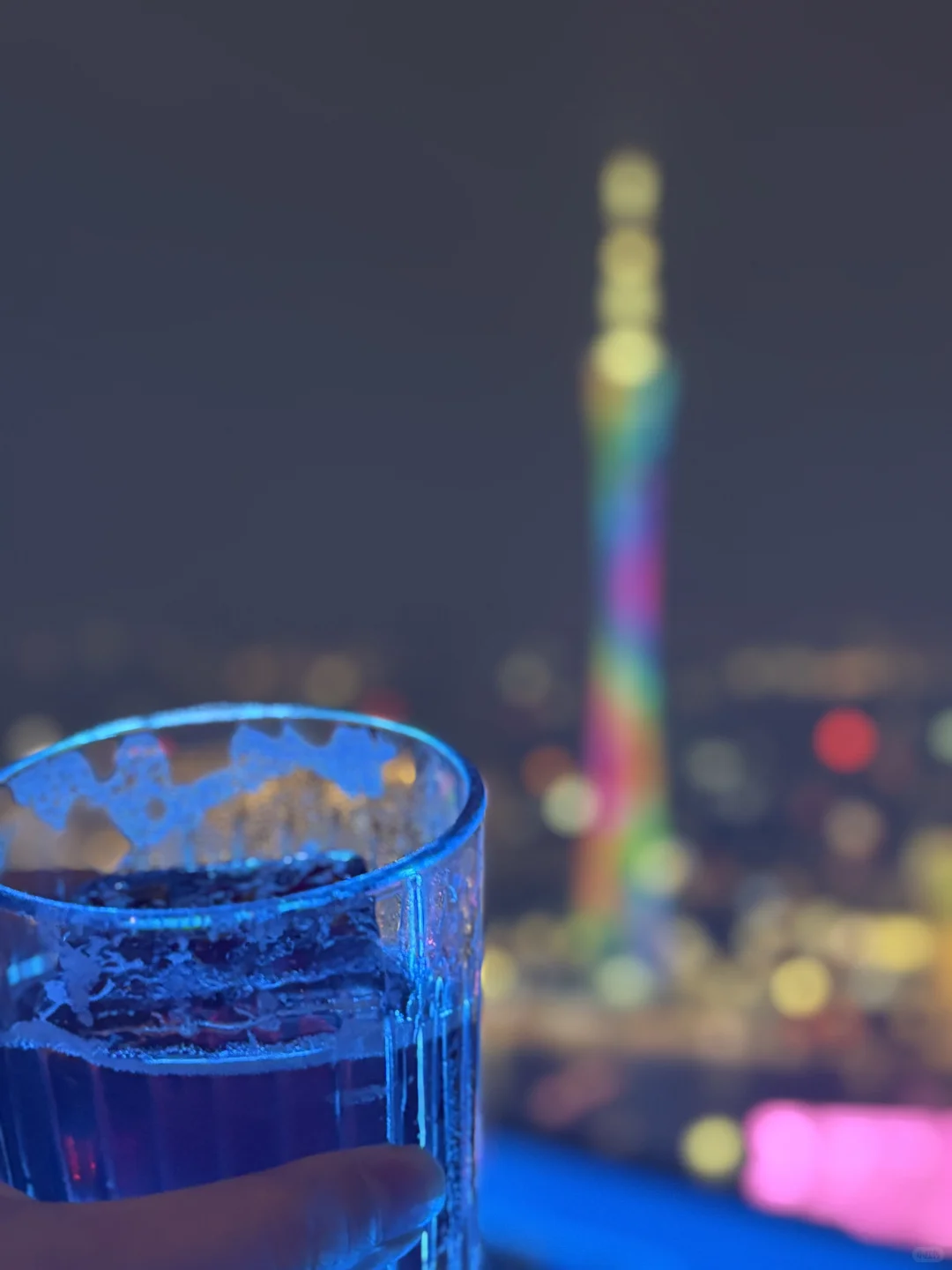 打卡～广州柏悦顶楼live酒吧