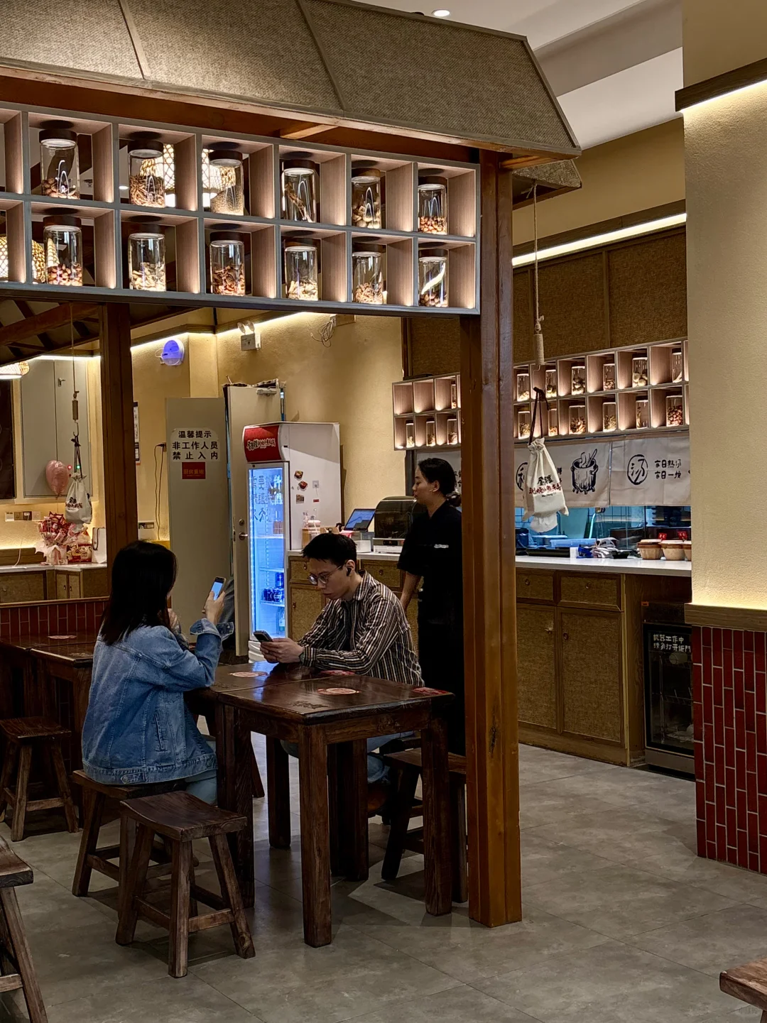 东莞！一人食穷鬼快乐屋🥢20+吃饱‼️