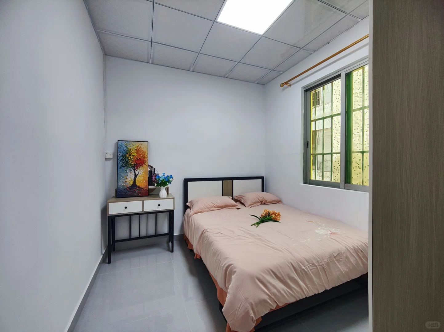 东莞汇峰中心附近豪华一房一厅1198