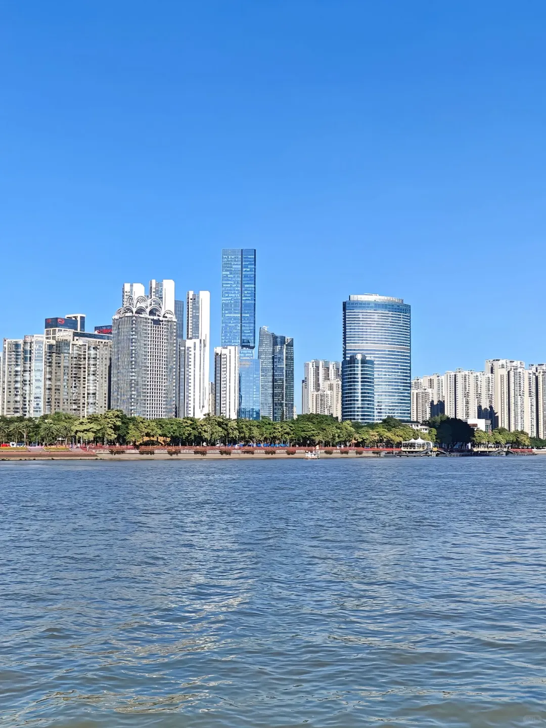 12月的广州真的很美，当然要分享给你啦🤭