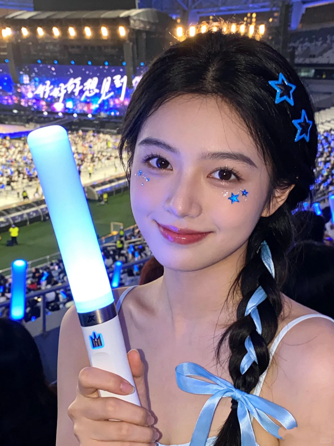 广州五月天演唱会约妆