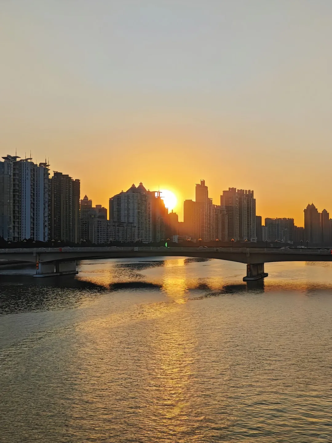 12月的广州真的很美，当然要分享给你啦🤭