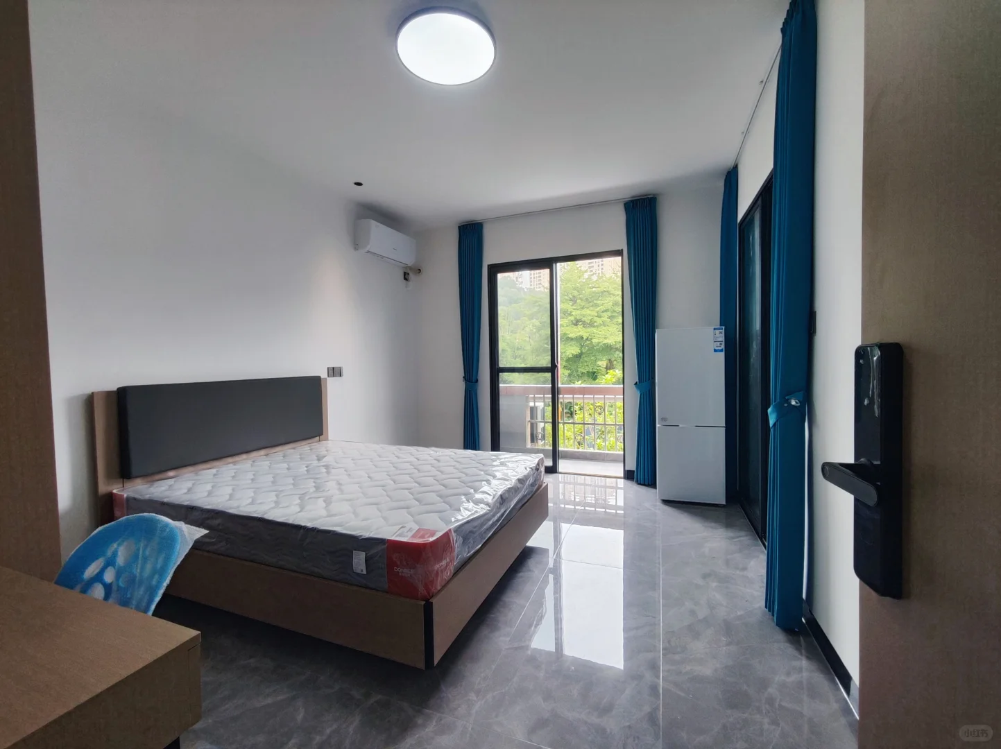 东莞汇峰中心附近豪华大单间1298