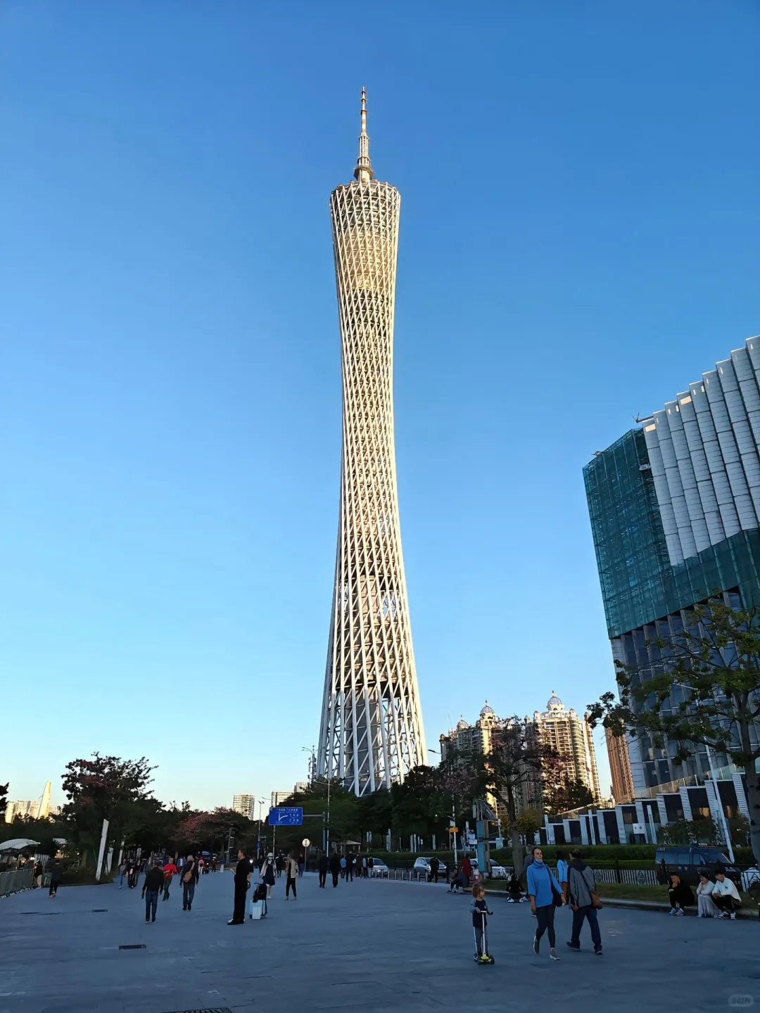 12月的广州真的很美，当然要分享给你啦🤭