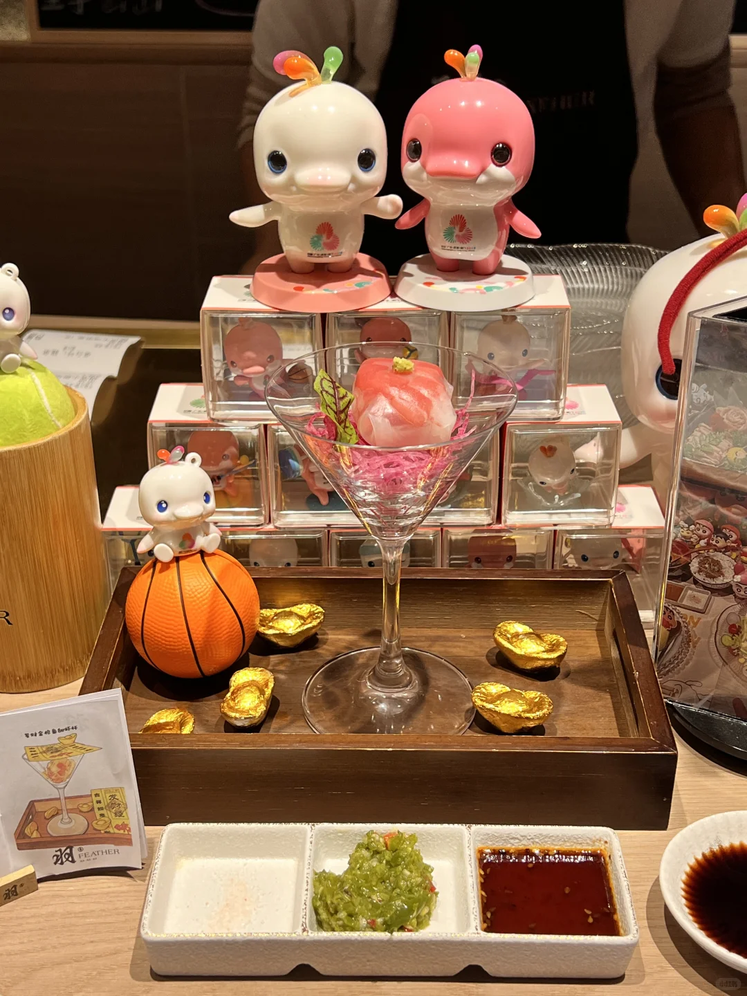 🐔大湾鸡空降东莞日料店！周边拿到手软