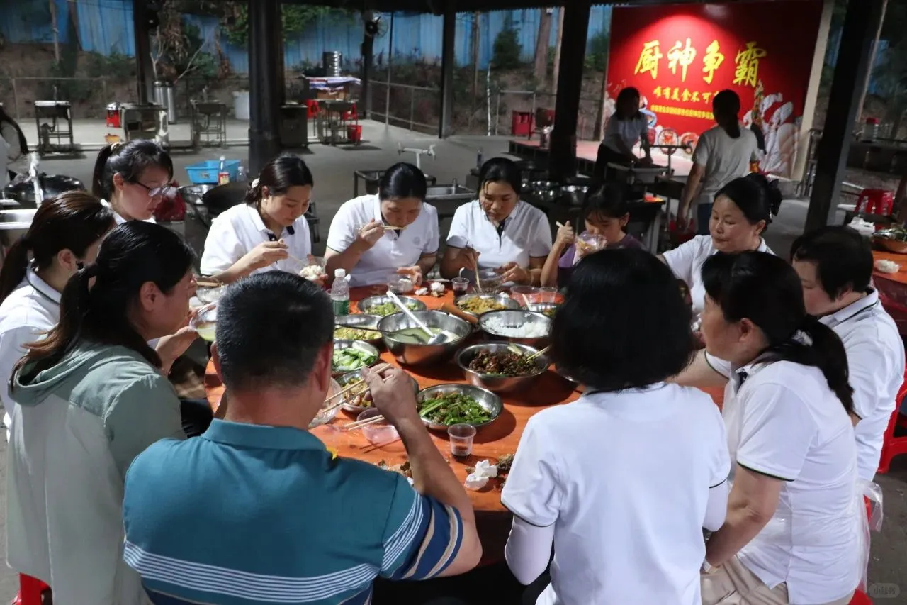 告别k歌!在东莞桥头发现更有趣的团建方式！