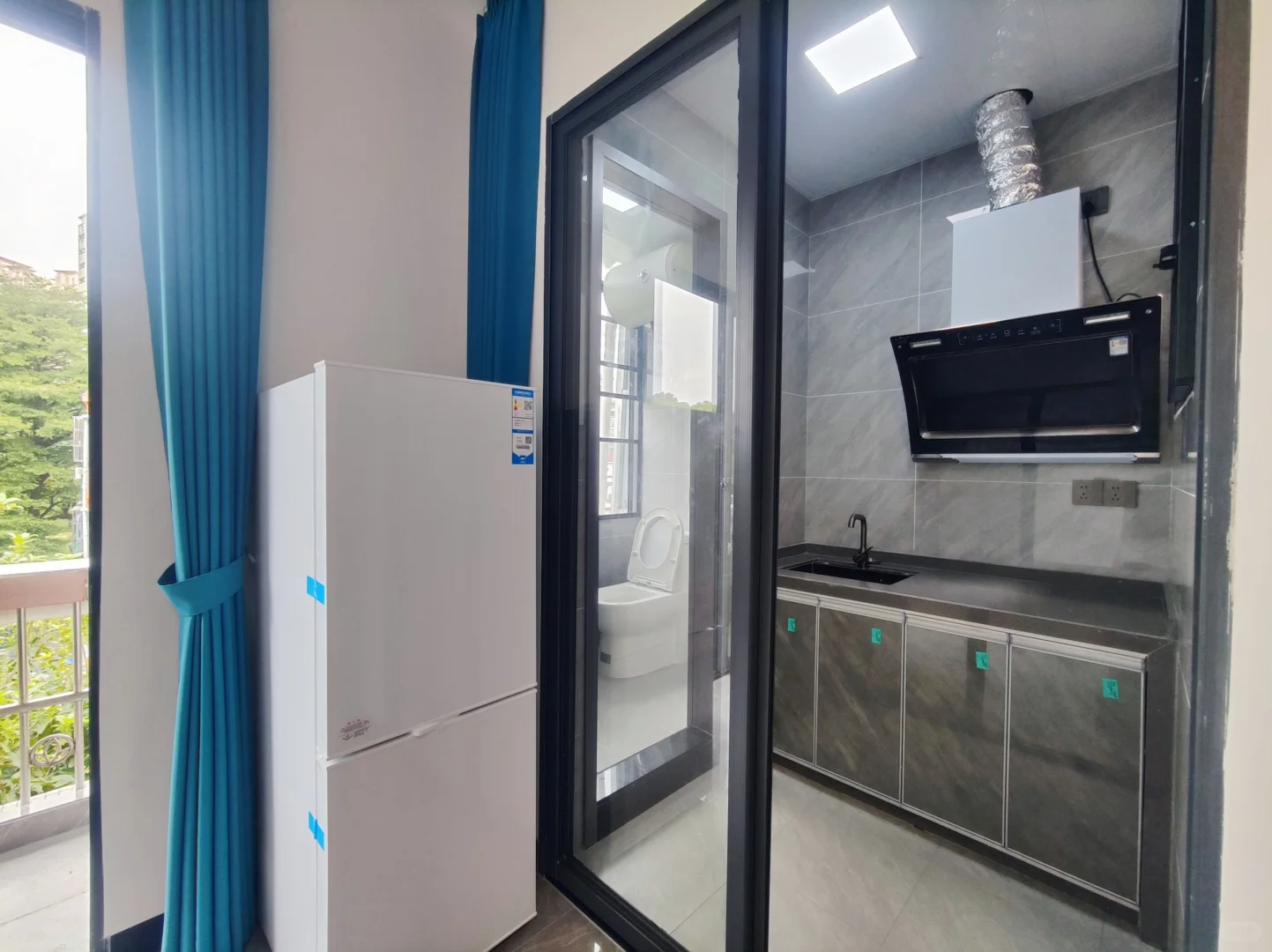 东莞汇峰中心附近豪华大单间1298