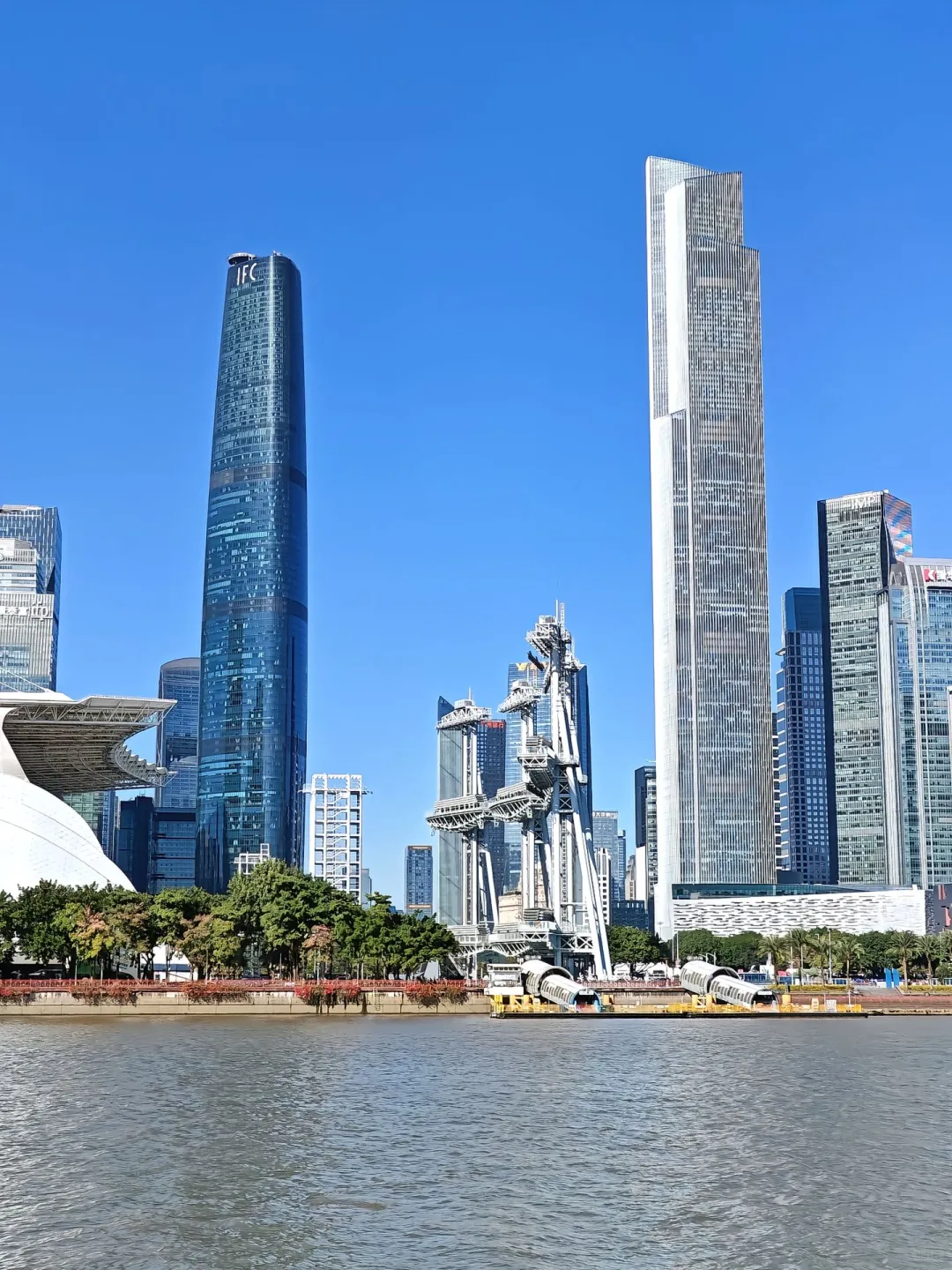 12月的广州真的很美，当然要分享给你啦🤭