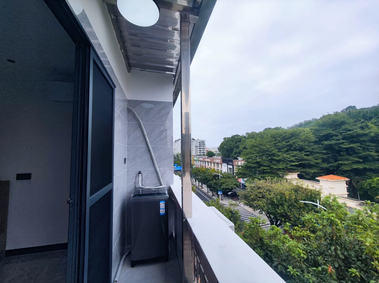 东莞汇峰中心附近豪华大单间1298