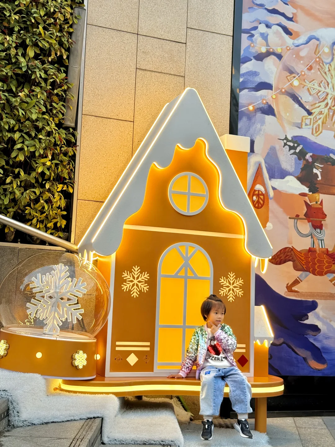 广州天环圣诞水晶球🔮亮灯啦 这里有一亿人