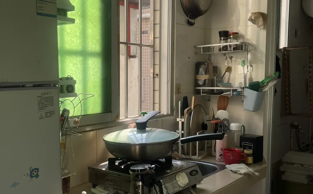 深圳转租👉🏻超绝阳光大单间