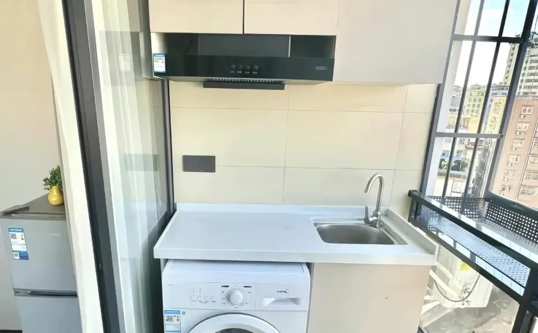 深圳直租青年公寓单间800 押一付一