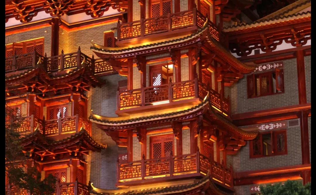 不在重庆在广州也能拍到千与千寻画面