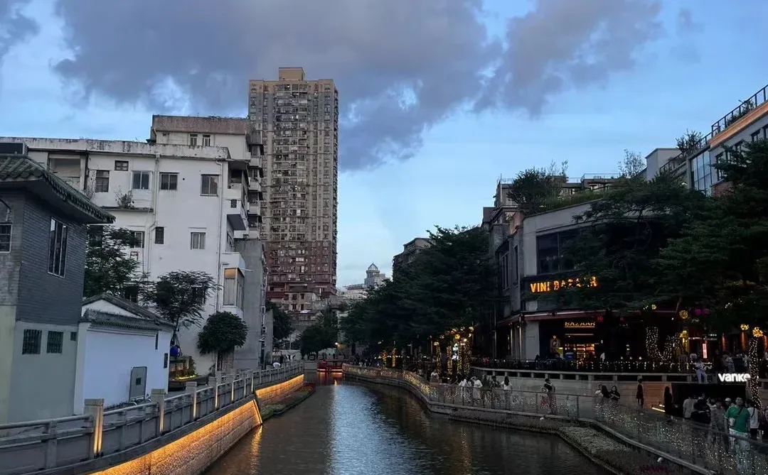 我在广州没空想你